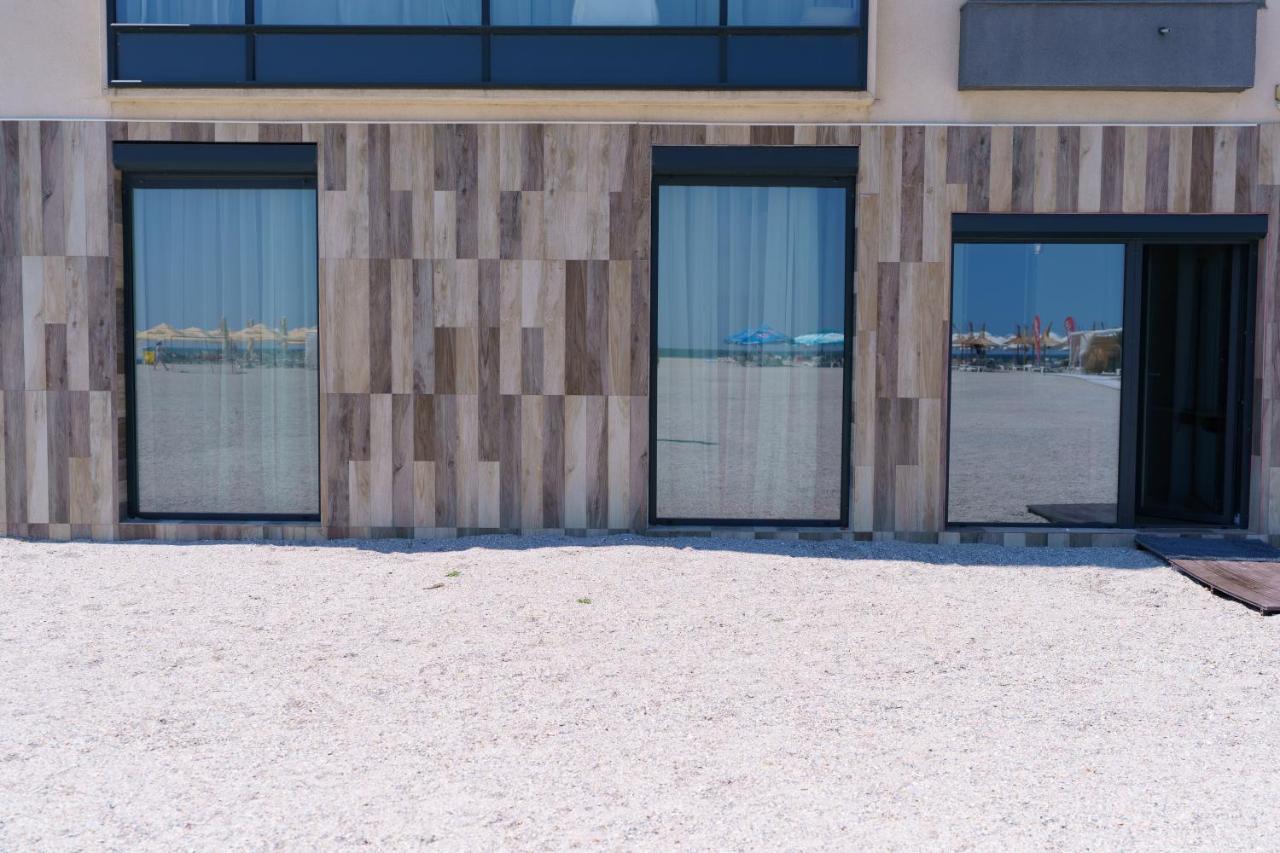 Beach Rooms Roberta Mamaia Eksteriør bilde