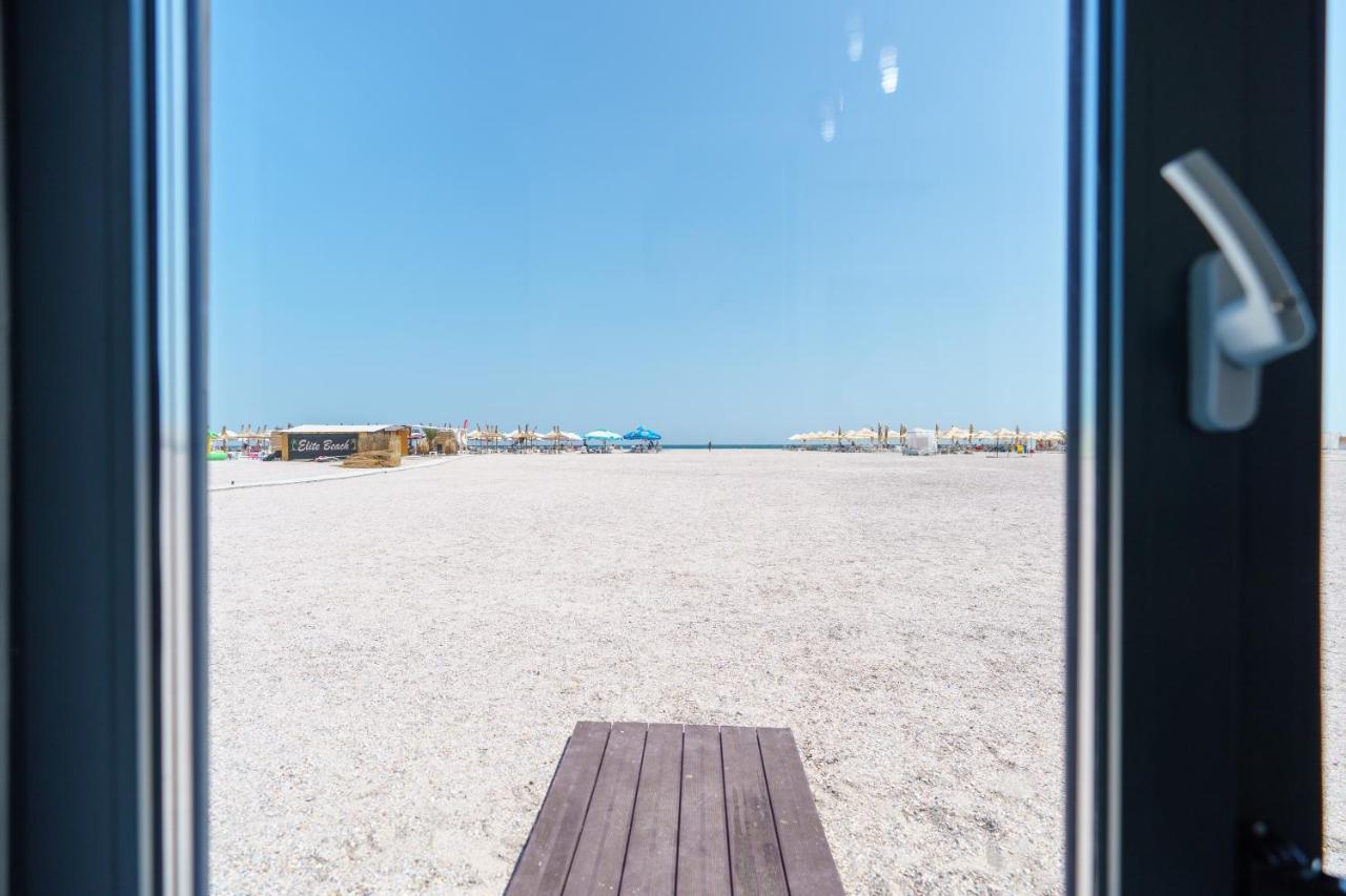 Beach Rooms Roberta Mamaia Eksteriør bilde