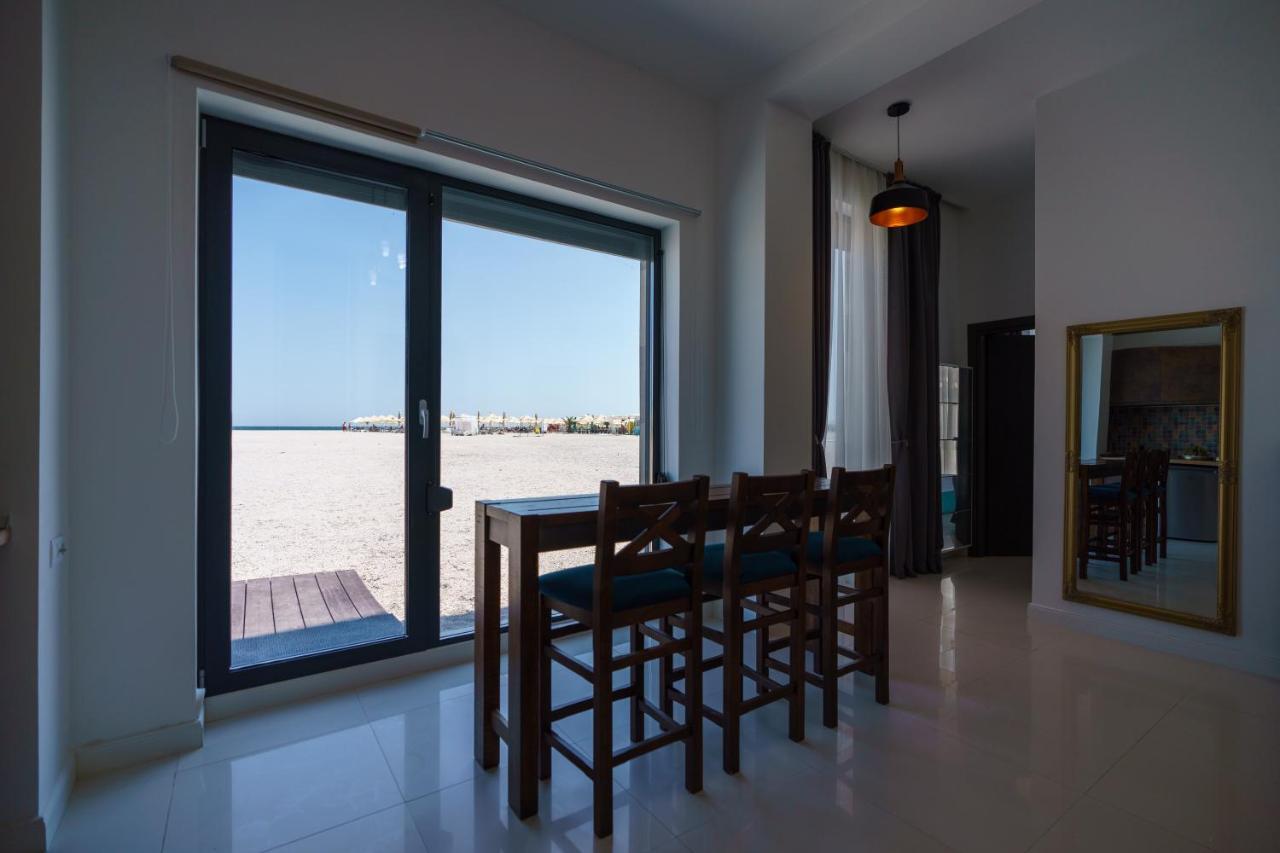 Beach Rooms Roberta Mamaia Eksteriør bilde