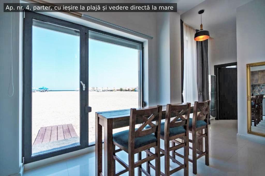 Beach Rooms Roberta Mamaia Eksteriør bilde