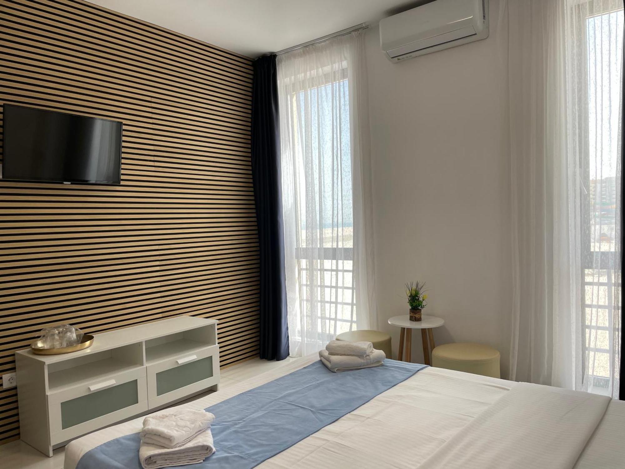 Beach Rooms Roberta Mamaia Eksteriør bilde