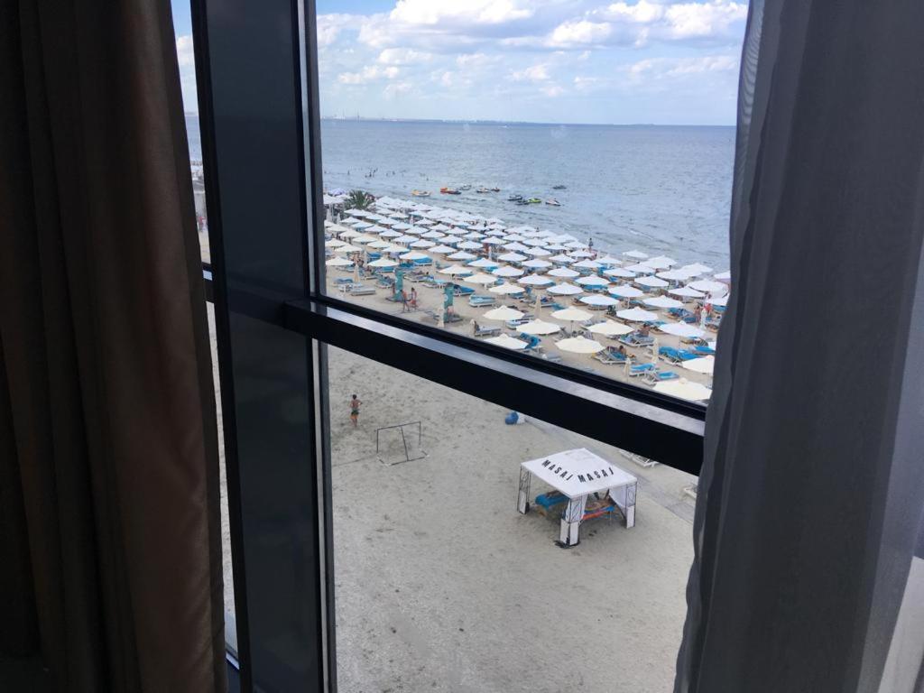 Beach Rooms Roberta Mamaia Eksteriør bilde
